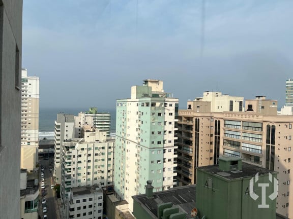 Foto do imóvel Apartamento com 3 Quartos à Venda, 123 m² em Meia Praia - Itapema
