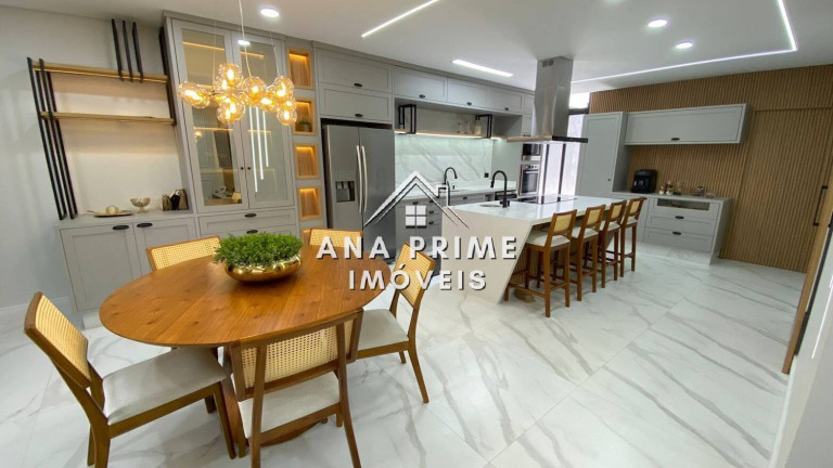 Foto do imóvel Casa com 3 Quartos à Venda, 210 m² em Jardim Oriente - São José Dos Campos