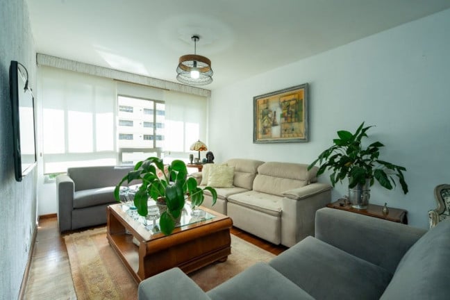 Foto do imóvel Apartamento com 3 Quartos à Venda, 130 m² em Itaim Bibi - São Paulo
