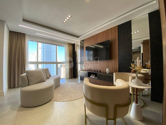 Foto do imóvel Apartamento com 3 Quartos à Venda, 144 m² em Centro - Balneário Camboriú