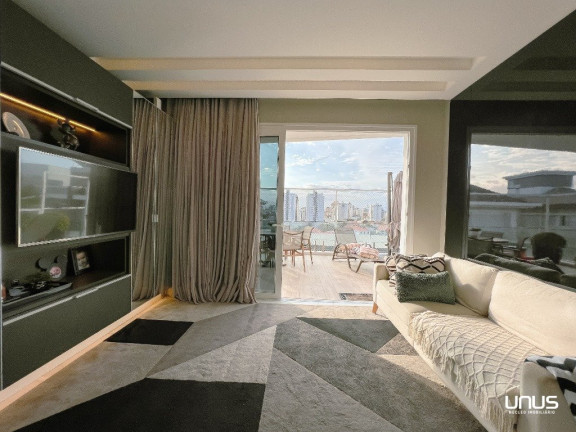 Foto do imóvel Casa de Condomínio com 4 Quartos à Venda, 426 m² em Estreito - Florianópolis