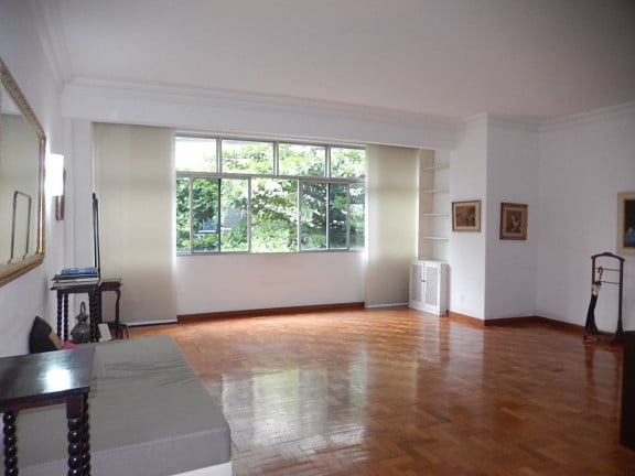 Foto do imóvel Apartamento com 3 Quartos à Venda,  em Copacabana - Rio De Janeiro