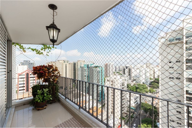 Imagem Apartamento com 3 Quartos à Venda, 168 m² em Moema - São Paulo