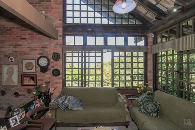 Foto do imóvel Casa com 4 Quartos à Venda,  em Vila Nova - Porto Alegre