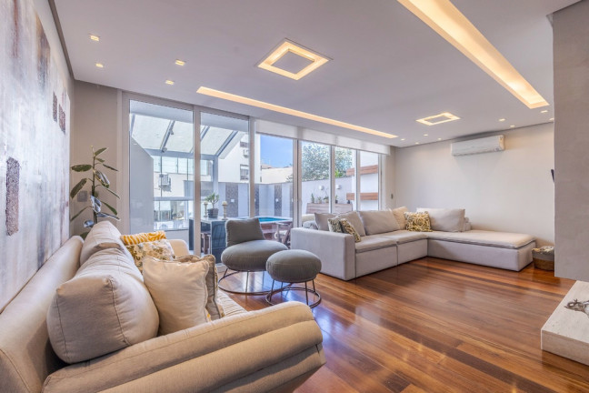 Foto do imóvel Apartamento com 2 Quartos à Venda, 238 m² em Rio Branco - Porto Alegre