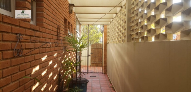 Imagem Casa com 4 Quartos à Venda, 392 m² em Jardim Leonor - São Paulo