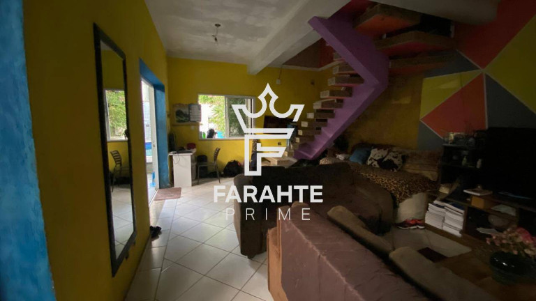 Foto do imóvel Sobrado com 3 Quartos à Venda, 189 m² em Aparecida - Santos