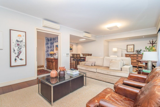 Foto do imóvel Apartamento com 3 Quartos à Venda, 153 m² em Rio Branco - Porto Alegre