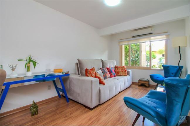 Foto do imóvel Casa com 2 Quartos à Venda,  em Ipanema - Porto Alegre