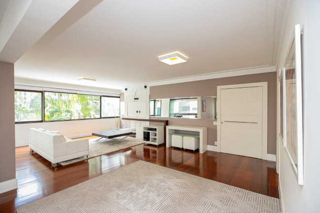 Foto do imóvel Apartamento com 3 Quartos à Venda, 162 m² em Moema - São Paulo