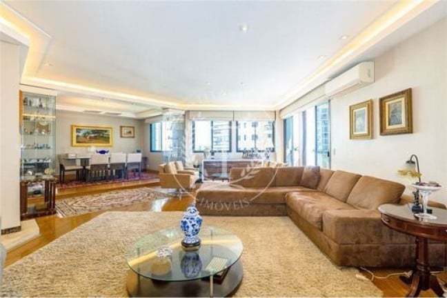 Foto do imóvel Apartamento com 3 Quartos à Venda, 200 m² em Campo Belo - São Paulo