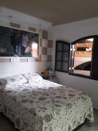 Imagem Casa com 4 Quartos à Venda, 319 m² em Campo Grande - Rio De Janeiro