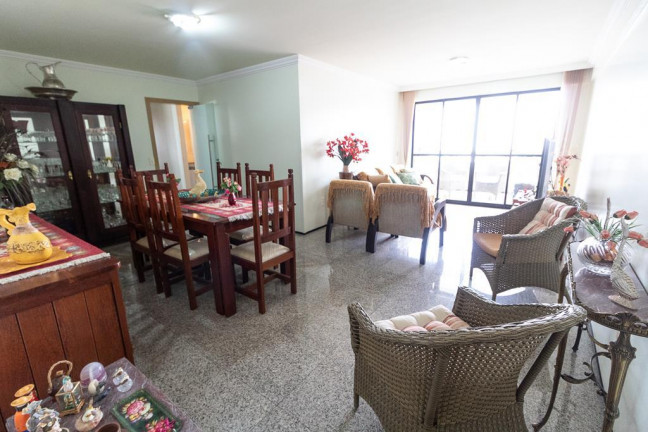 Foto do imóvel Apartamento com 3 Quartos à Venda, 146 m² em Guararapes - Fortaleza