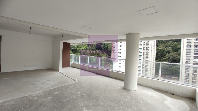 Foto do imóvel Apartamento com 3 Quartos à Venda, 162 m² em Pitangueiras - Guarujá