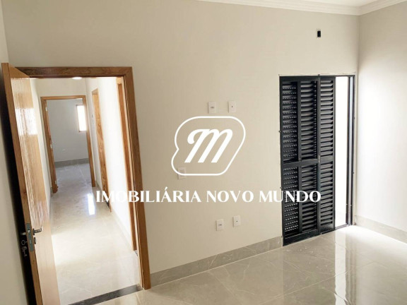 Imagem Casa com 3 Quartos à Venda, 250 m² em Jardim Brasília - Uberlândia