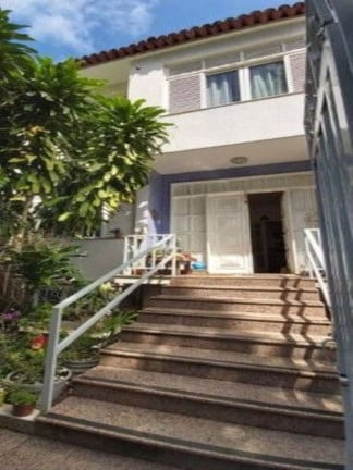 Foto do imóvel Casa com 9 Quartos à Venda, 363 m² em Federação - Salvador