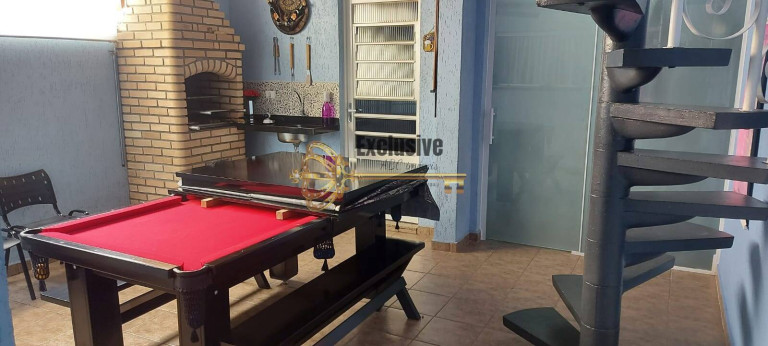 Foto do imóvel Casa com 3 Quartos à Venda, 220 m² em Vila Pires - Santo André