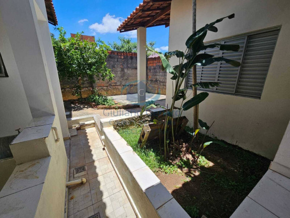 Imagem Casa com 2 Quartos à Venda, 200 m² em Jardim Santa Cruz - Salto
