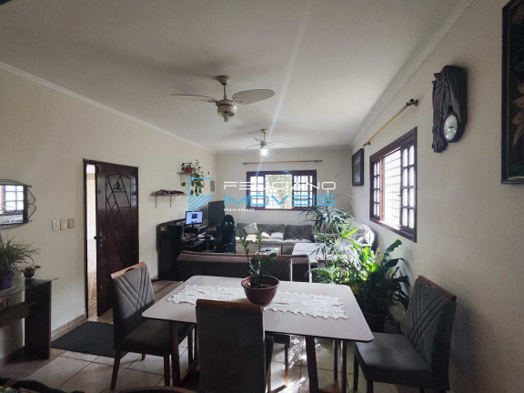 Imagem Casa com 3 Quartos à Venda, 135 m² em Maracanã - Praia Grande