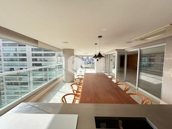 Foto do imóvel Apartamento com 3 Quartos à Venda, 335 m² em Moema - São Paulo