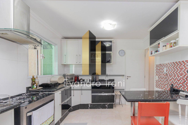 Foto do imóvel Casa com 3 Quartos à Venda, 170 m² em Jardim Das Indústrias - São José Dos Campos