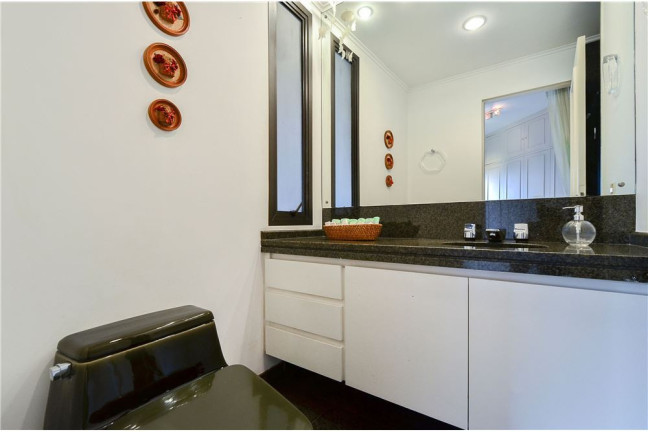 Imagem Apartamento com 3 Quartos à Venda, 265 m² em Real Parque - São Paulo