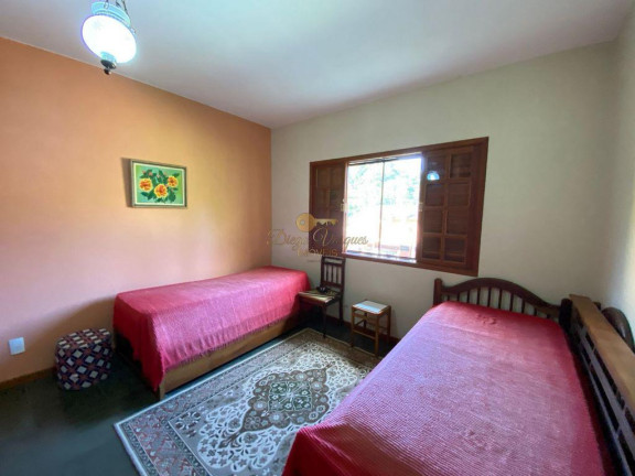 Imagem Casa com 4 Quartos à Venda, 185 m² em Albuquerque - Teresópolis