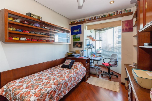 Imagem Apartamento com 3 Quartos à Venda, 147 m² em Vila Suzana - São Paulo