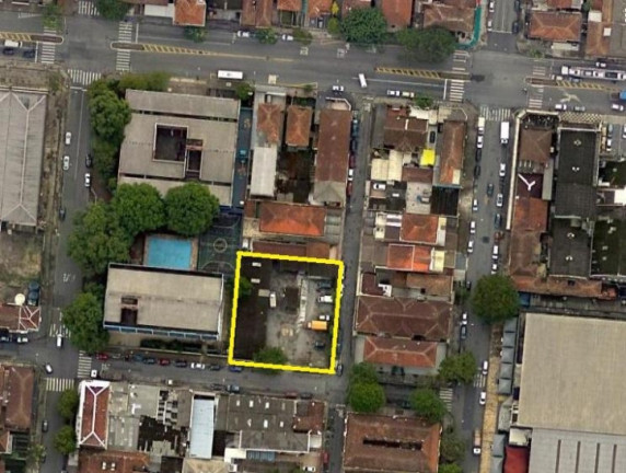 Foto do imóvel Terreno à Venda, 1.054 m² em Macuco - Santos Foto do imóvel Terreno à Venda, 1.054 m² em Macuco - Santos