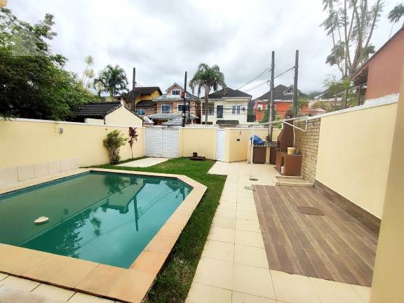 Imagem Casa com 3 Quartos à Venda, 400 m² em Vargem Pequena - Rio De Janeiro