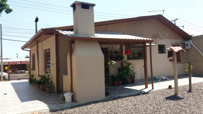 Foto do imóvel Casa com 2 Quartos à Venda, 86 m² em Kroeff - Novo Hamburgo