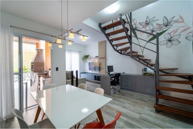 Foto do imóvel Casa com 3 Quartos à Venda, 118 m² em Medeiros - Jundiaí