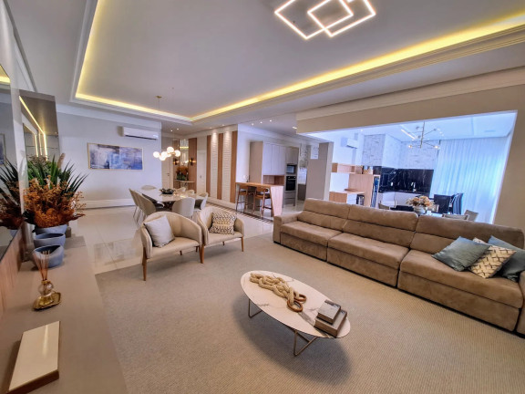 Foto do imóvel Apartamento com 4 Quartos à Venda, 217 m² em Meia Praia - Itapema