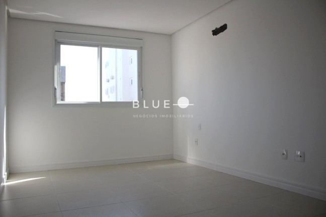 Foto do imóvel Cobertura com 3 Quartos à Venda, 160 m² em Centro - Torres