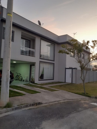 Foto do imóvel Casa de Condomínio com 4 Quartos à Venda, 250 m² em Jardim Jacinto - Jacareí