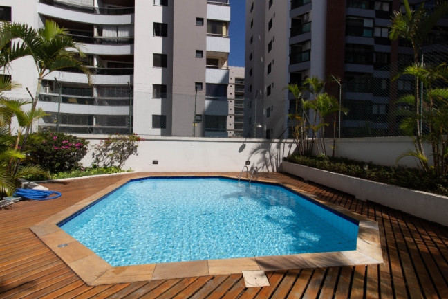 Foto do imóvel Apartamento com 3 Quartos à Venda, 143 m² em Indianópolis - São Paulo
