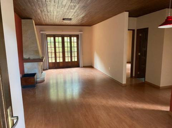 Imagem Casa com 3 Quartos à Venda, 500 m² em Cascatinha - Nova Friburgo