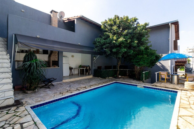 Foto do imóvel Casa com 5 Quartos à Venda, 275 m² em Vila Palmeiras - São Paulo