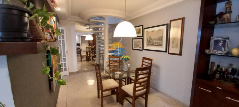 Imagem Apartamento com 3 Quartos à Venda, 268 m² em José Menino - Santos