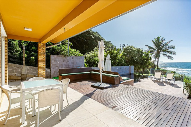 Imagem Casa com 5 Quartos à Venda, 220 m² em Morrinhos - Garopaba