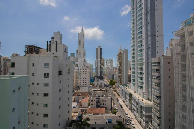 Foto do imóvel Apartamento com 3 Quartos à Venda, 130 m² em Centro - Balneário Camboriú