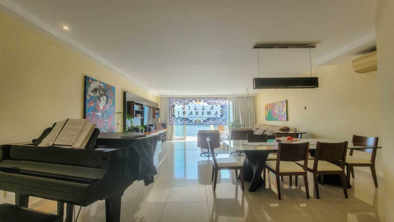 Foto do imóvel Cobertura com 4 Quartos à Venda, 350 m² em Humaitá - Rio De Janeiro