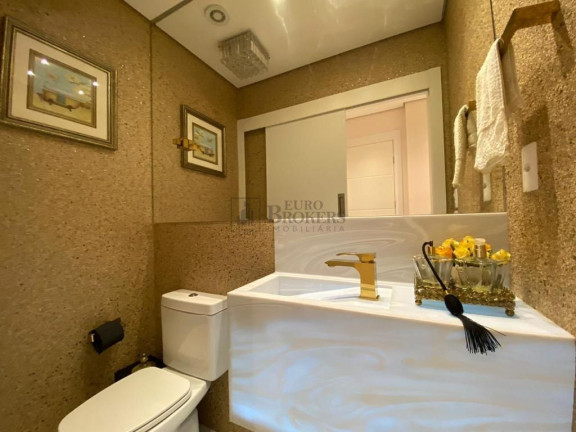 Foto do imóvel Apartamento com 3 Quartos à Venda, 130 m² em Centro - Balneário Camboriú