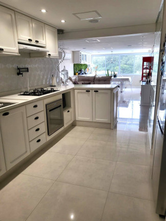 Foto do imóvel Apartamento com 3 Quartos à Venda, 146 m² em Aclimação - São Paulo