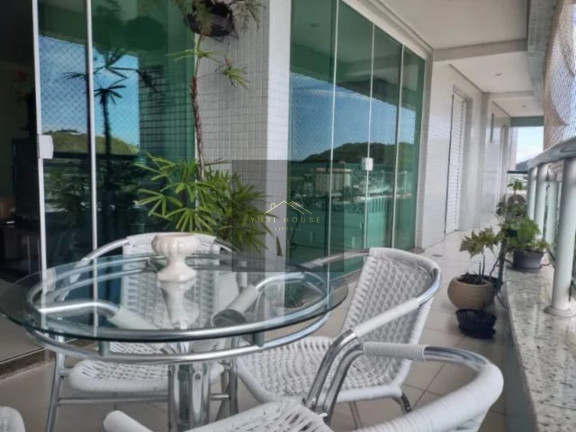 Foto do imóvel Imóvel com 4 Quartos à Venda, 158 m² em Sumaré - Caraguatatuba