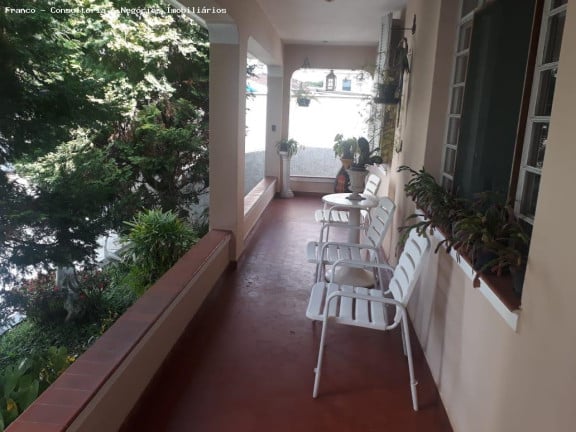 Foto do imóvel Casa com 3 Quartos à Venda, 220 m² em Vila Bastos - Santo André