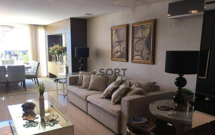 Imagem Apartamento com 3 Quartos à Venda, 375 m² em Centro - Balneário Camboriú