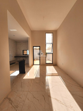 Imagem Casa com 3 Quartos à Venda, 93 m²