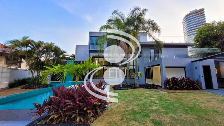Foto do imóvel Casa com 7 Quartos à Venda, 1.250 m² em Barra Da Tijuca - Rio De Janeiro