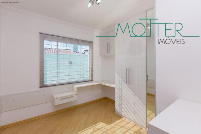 Imagem Casa com 3 Quartos à Venda, 159 m² em Novo Mundo - Curitiba